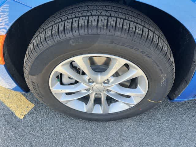 2027 Chrysler Pacifica PACIFICA SELECT AWD