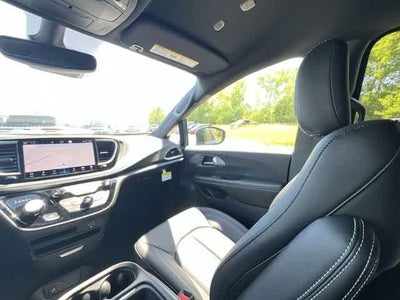 2027 Chrysler Pacifica PACIFICA SELECT AWD