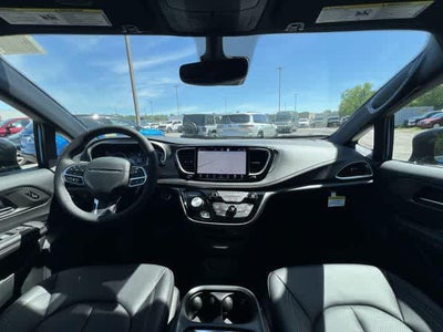 2027 Chrysler Pacifica PACIFICA SELECT AWD
