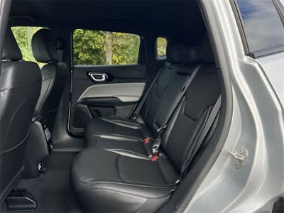 2025 Jeep Compass COMPASS LIMITED 4X4