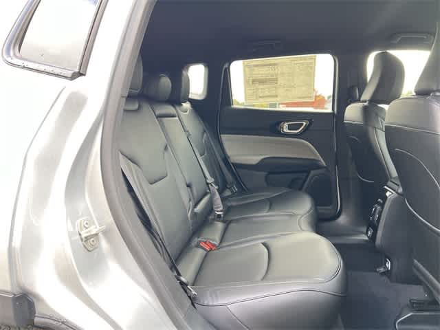 2025 Jeep Compass COMPASS LIMITED 4X4