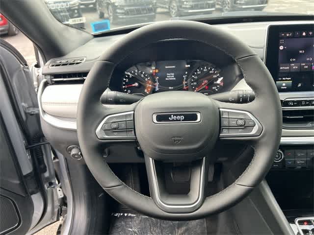 2025 Jeep Compass COMPASS LIMITED 4X4