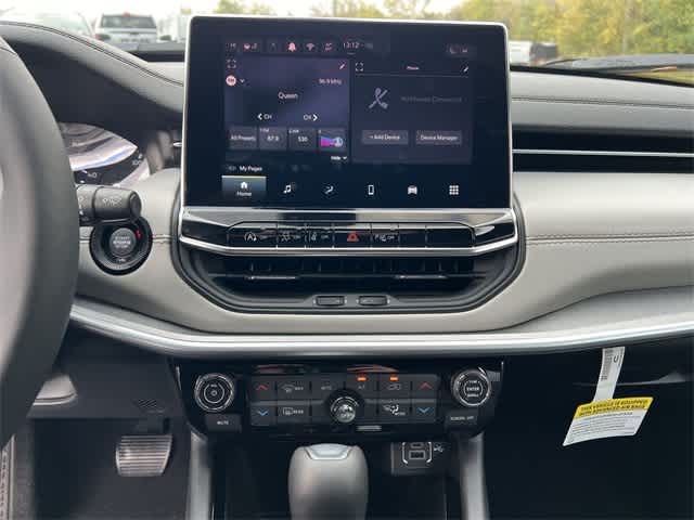 2025 Jeep Compass COMPASS LIMITED 4X4