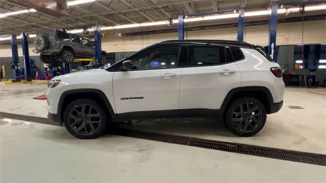 2026 Jeep Compass COMPASS LIMITED ALTITUDE 4X4