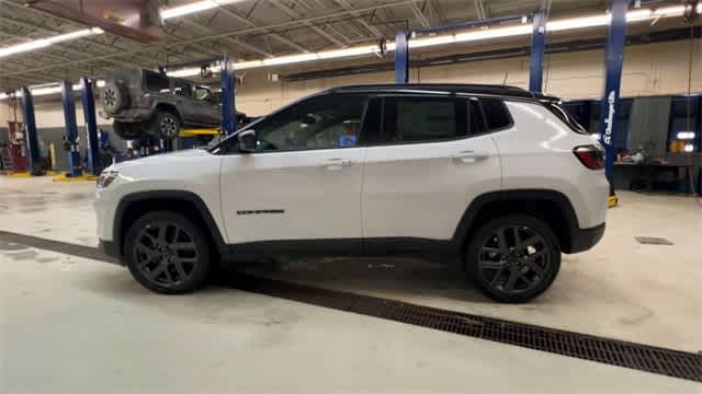 2026 Jeep Compass COMPASS LIMITED ALTITUDE 4X4