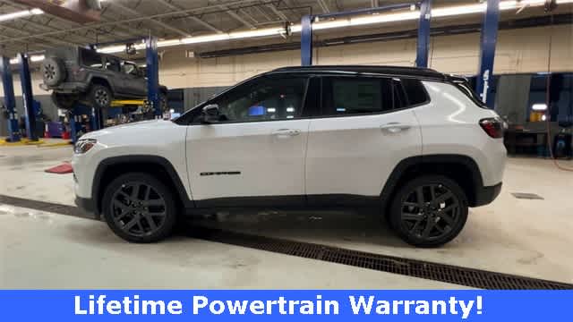 2026 Jeep Compass COMPASS LIMITED ALTITUDE 4X4