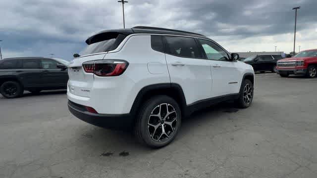 2026 Jeep Compass COMPASS LIMITED 4X4
