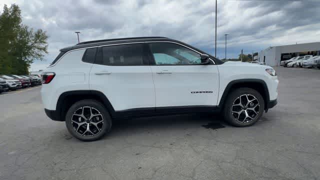2026 Jeep Compass COMPASS LIMITED 4X4