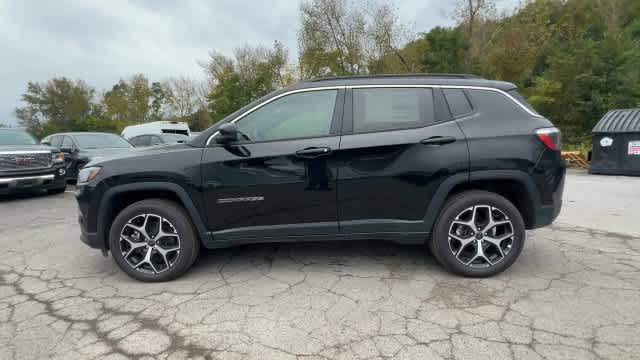 2026 Jeep Compass COMPASS LIMITED 4X4