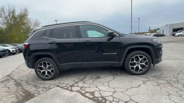 2026 Jeep Compass COMPASS LIMITED 4X4