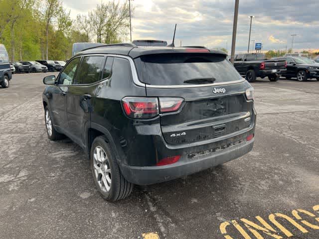 2022 Jeep Compass Latitude Lux