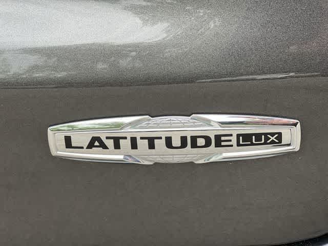 2023 Jeep Compass Latitude Lux FWD