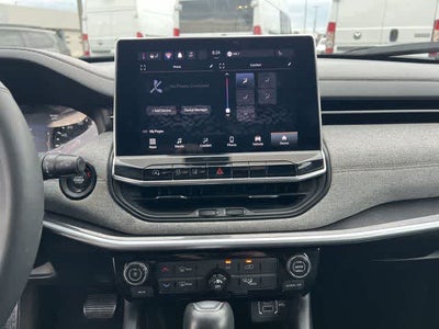 2023 Jeep Compass Latitude Lux FWD