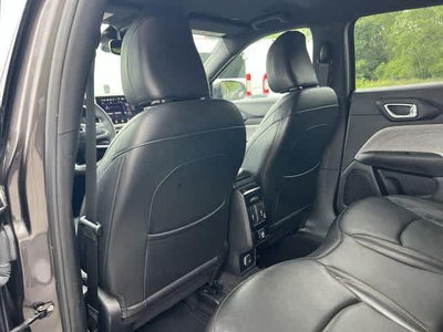 2023 Jeep Compass Latitude Lux FWD
