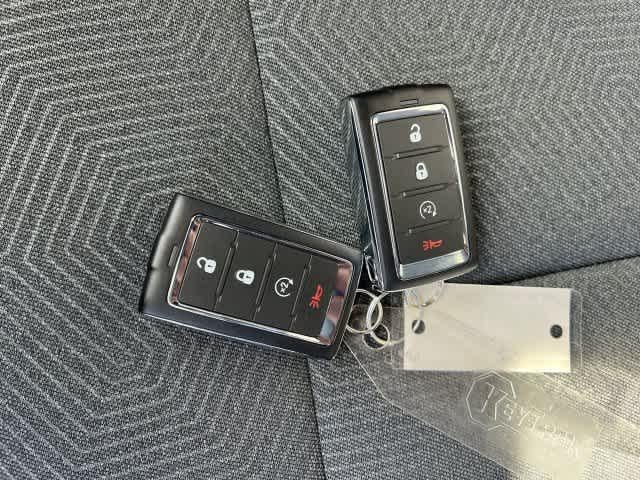 2026 Jeep Cherokee CHEROKEE LAREDO 4X4