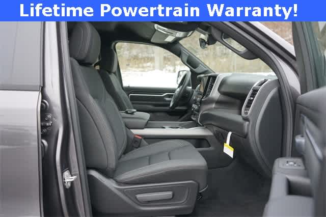 2025 RAM Ram 1500 RAM 1500 BIG HORN CREW CAB 4X4 5'7' BOX