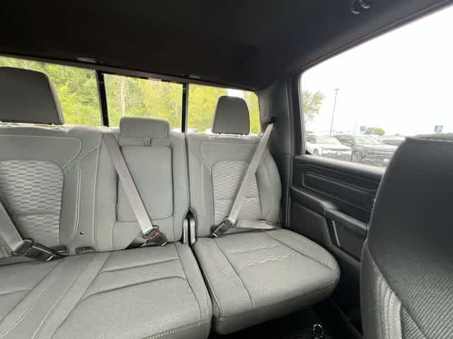 2026 RAM 1500 RAM 1500 WARLOCK CREW CAB 4X4 5'7' BOX
