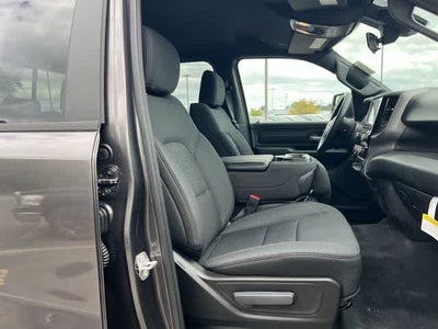 2026 RAM 1500 RAM 1500 WARLOCK CREW CAB 4X4 5'7' BOX
