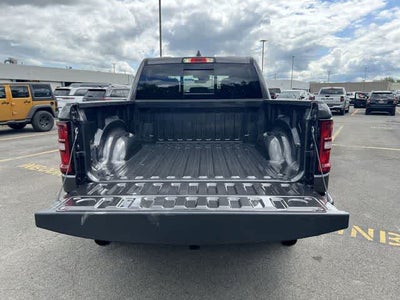 2026 RAM 1500 RAM 1500 WARLOCK CREW CAB 4X4 5'7' BOX