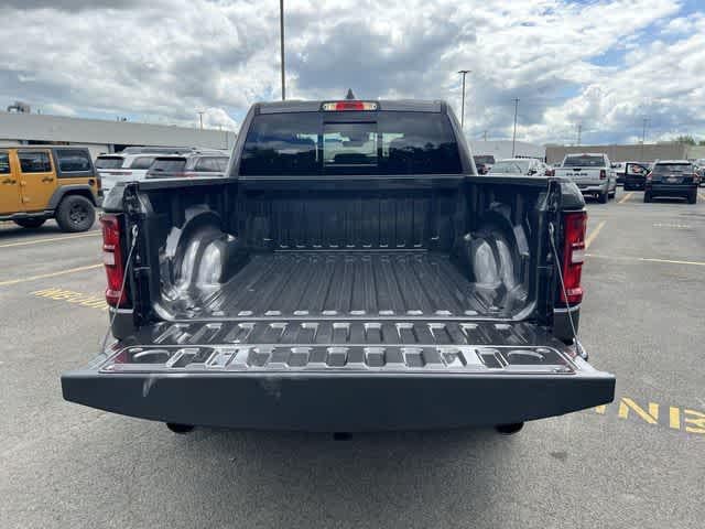 2026 RAM 1500 RAM 1500 WARLOCK CREW CAB 4X4 5'7' BOX
