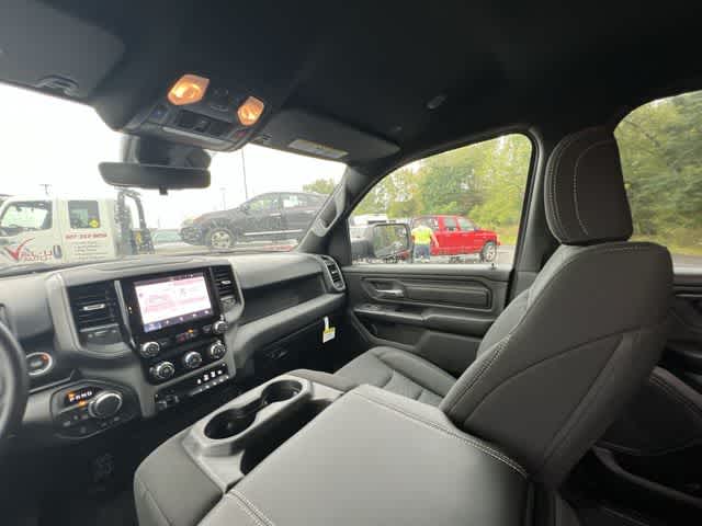 2026 RAM 1500 RAM 1500 WARLOCK CREW CAB 4X4 5'7' BOX