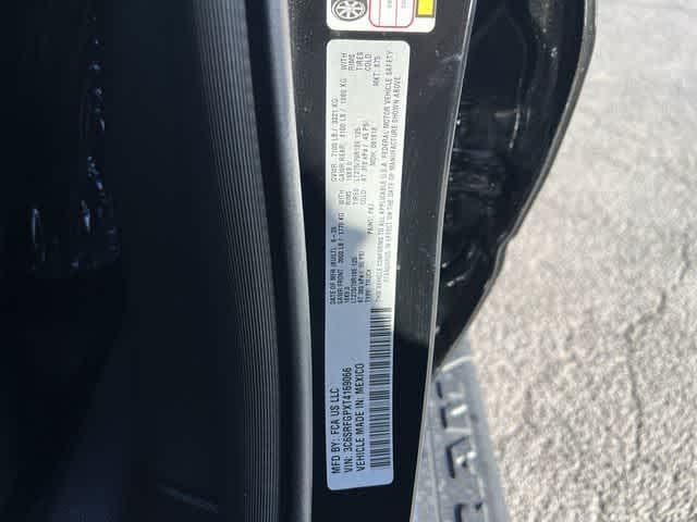 2026 RAM Ram 1500 RAM 1500 WARLOCK CREW CAB 4X4 5'7' BOX