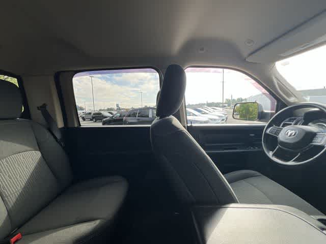 2020 RAM 2500 Tradesman Crew Cab 4x4 6'4' Box