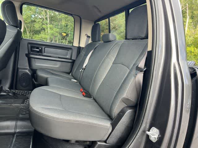 2020 RAM 2500 Tradesman Crew Cab 4x4 6'4' Box