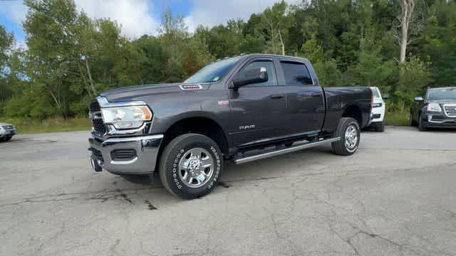 2020 RAM 2500 Tradesman Crew Cab 4x4 6'4' Box