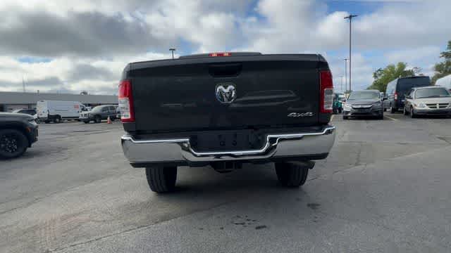 2020 RAM 2500 Tradesman Crew Cab 4x4 6'4' Box