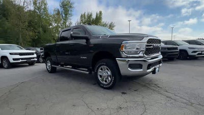 2020 RAM 2500 Tradesman Crew Cab 4x4 6'4' Box