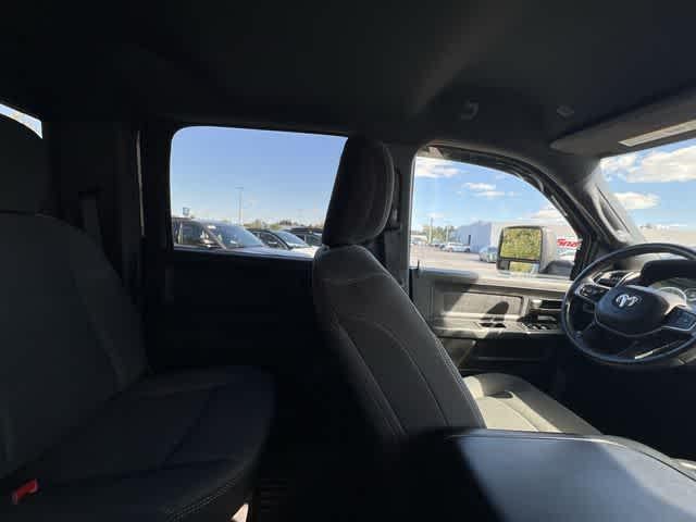 2024 RAM 2500 Tradesman Crew Cab 4x4 6'4' Box