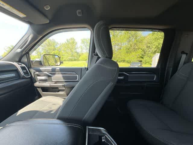 2019 RAM 2500 Big Horn Crew Cab 4x4 6'4' Box
