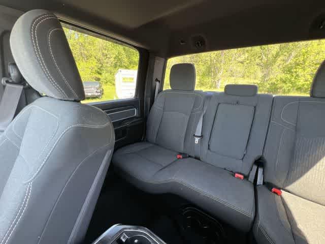 2019 RAM 2500 Big Horn Crew Cab 4x4 6'4' Box