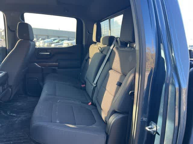 2021 Chevrolet Silverado 1500 4WD Crew Cab Short Bed RST