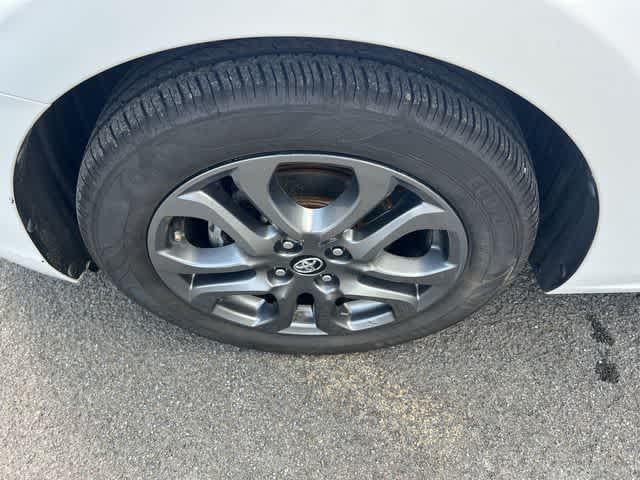 2020 Toyota Yaris LE