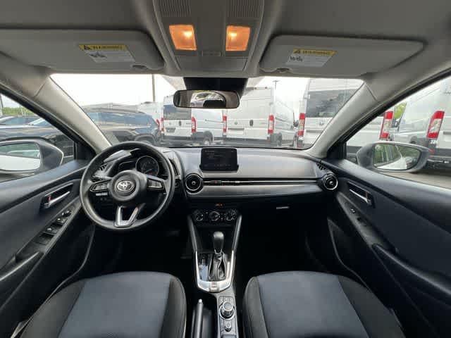 2020 Toyota Yaris LE