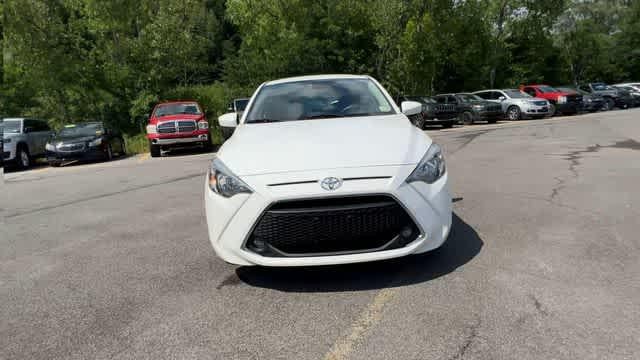 2020 Toyota Yaris LE