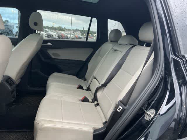 2021 Volkswagen Tiguan 2.0T SE R-Line Black