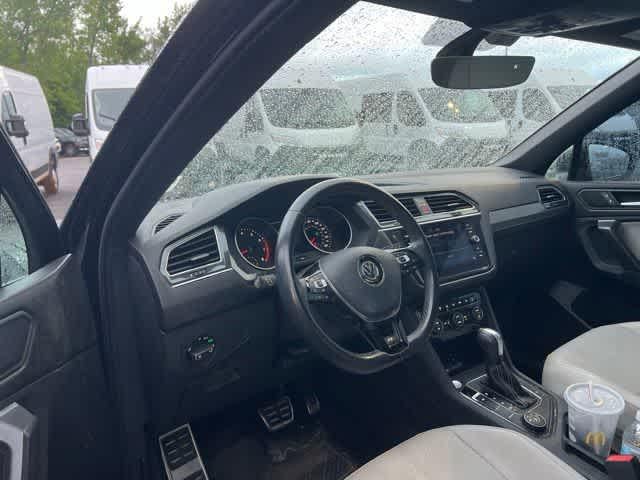 2021 Volkswagen Tiguan 2.0T SE R-Line Black