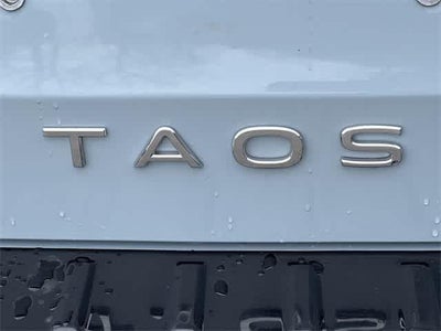 2025 Volkswagen Taos 1.5T SE Black