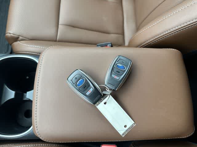 2025 Subaru Outback Touring XT