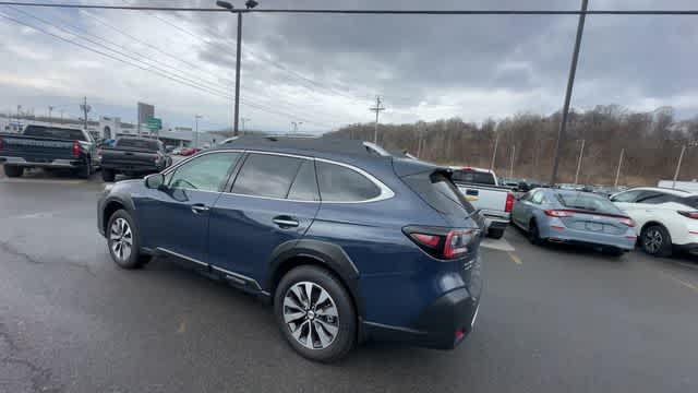 2025 Subaru Outback Touring XT