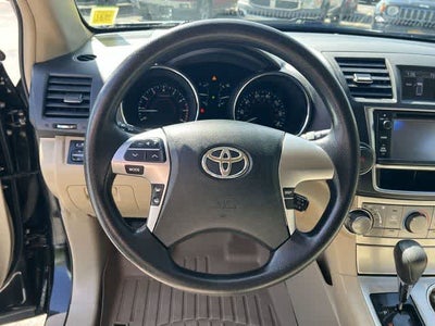 2013 Toyota Highlander Base V6
