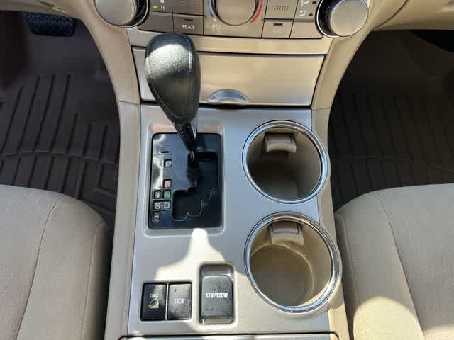 2013 Toyota Highlander Base V6
