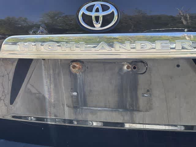 2013 Toyota Highlander Base V6
