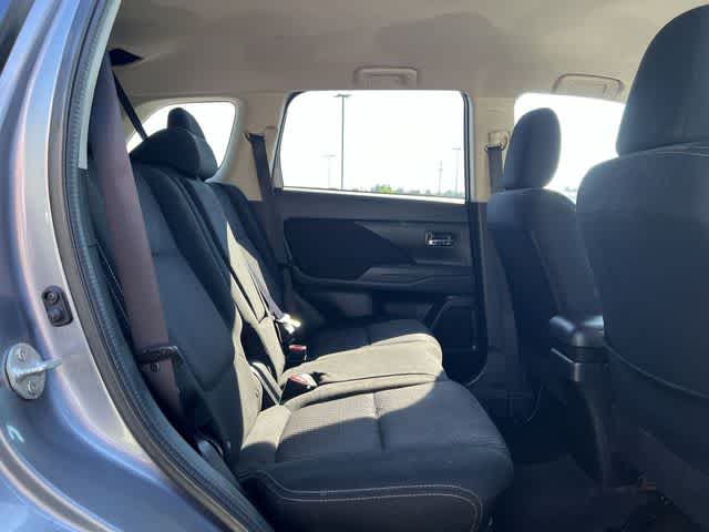 2017 Mitsubishi Outlander SE