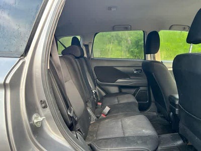 2017 Mitsubishi Outlander SE