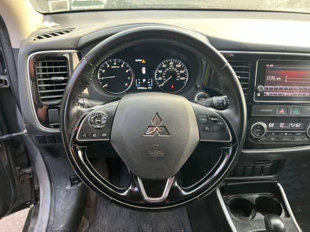 2017 Mitsubishi Outlander SE