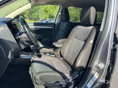 2017 Mitsubishi Outlander SE